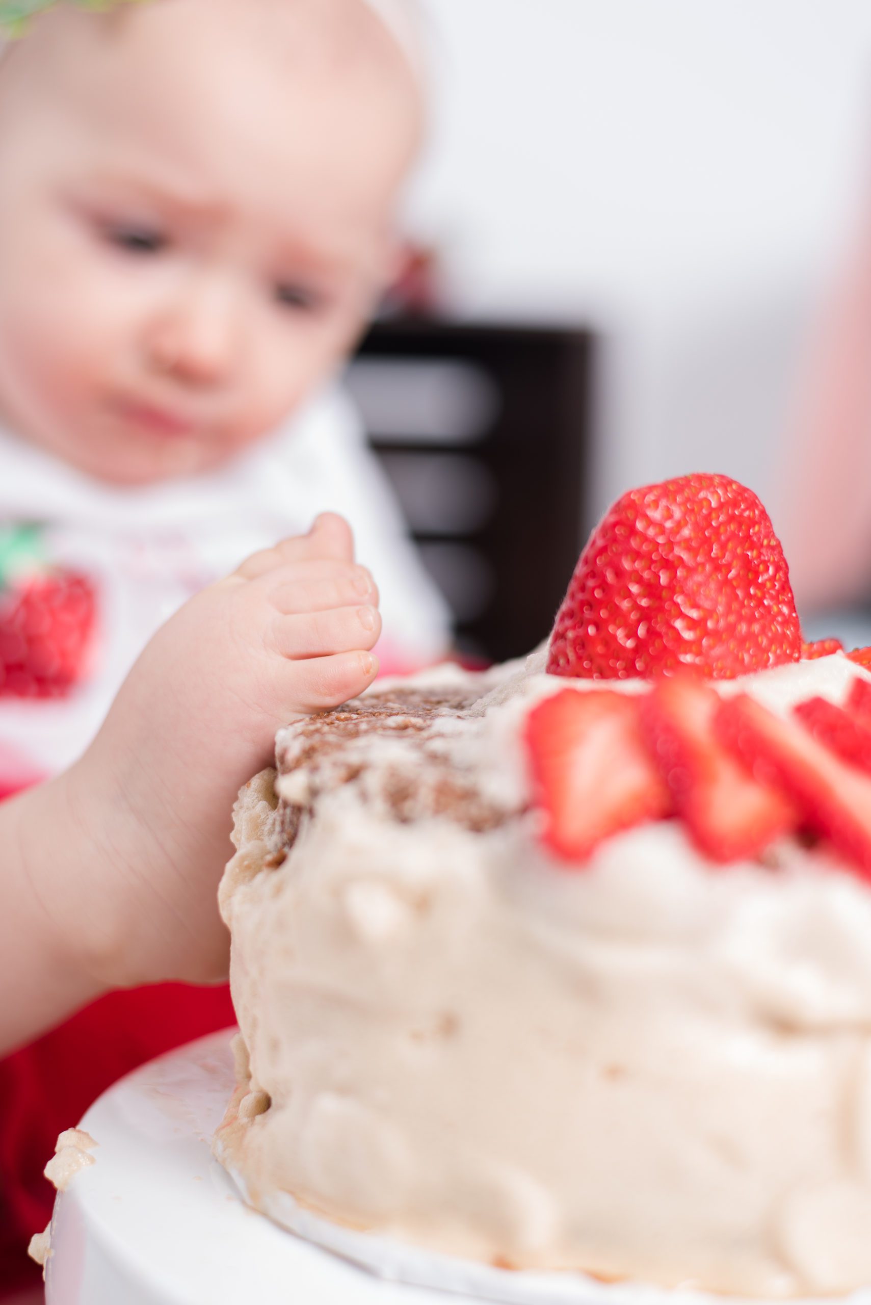 Strawberry cake smash for Annessa's first year